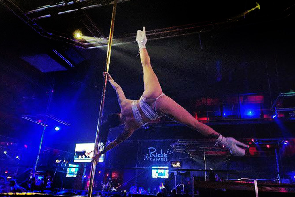 Why Rick's Cabaret Gentlemen's Club In Portland is the Ultimate Summer Destination